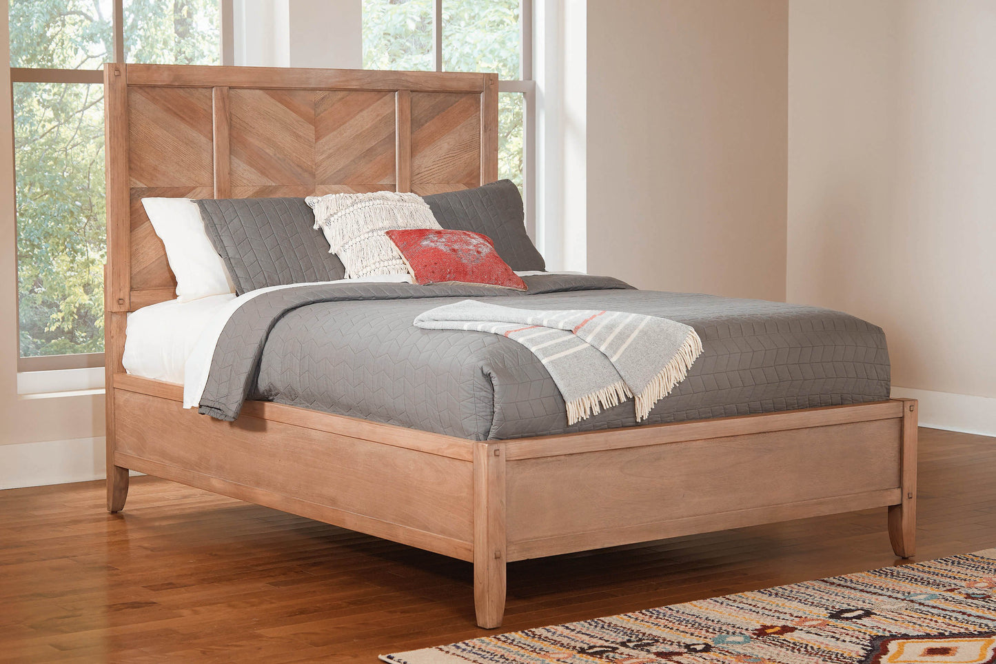 Scott Living Auburn Rustic Bed