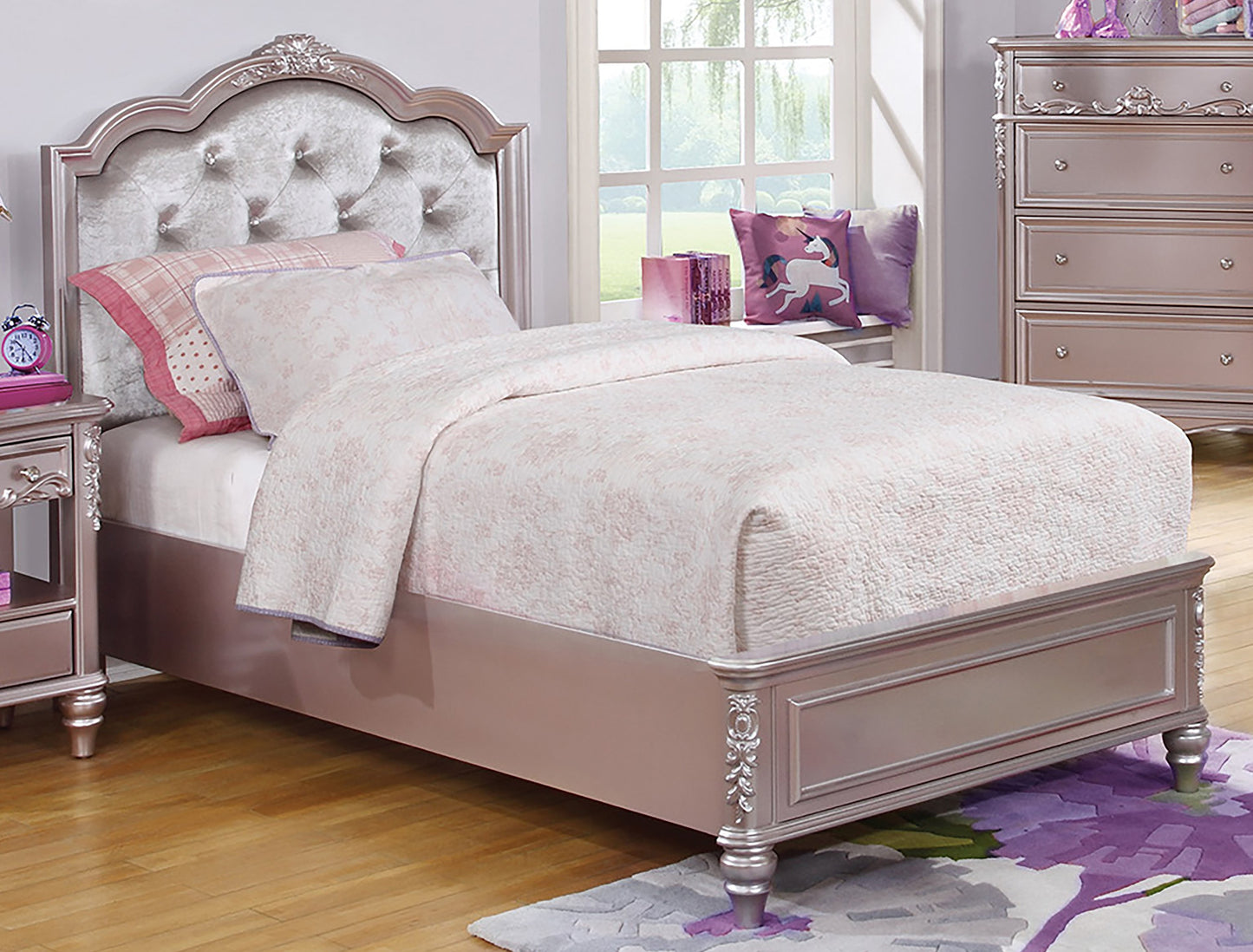 Caroline Metallic Lilac Bed